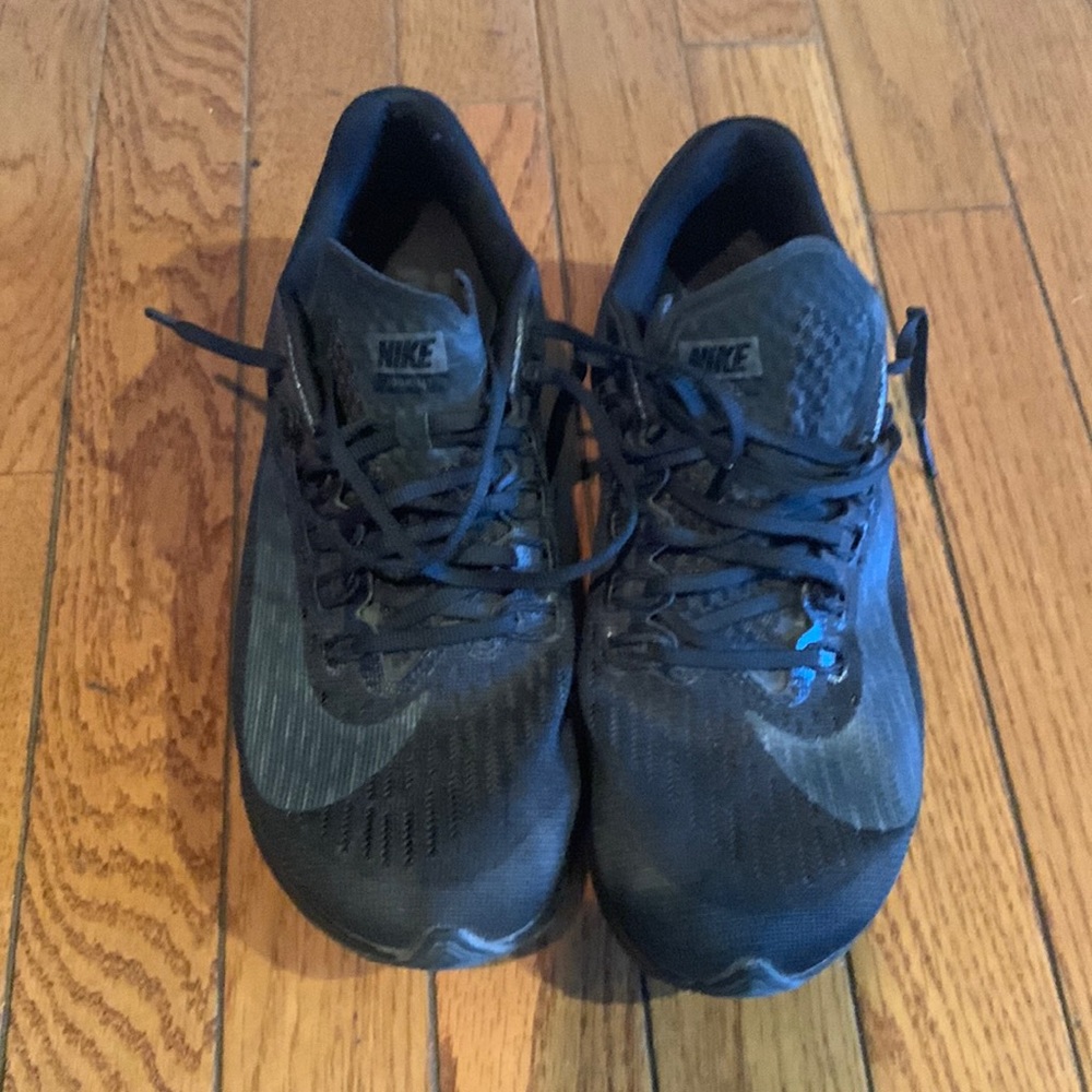 Nike Racing Sneakers. 7.5 wome. Used